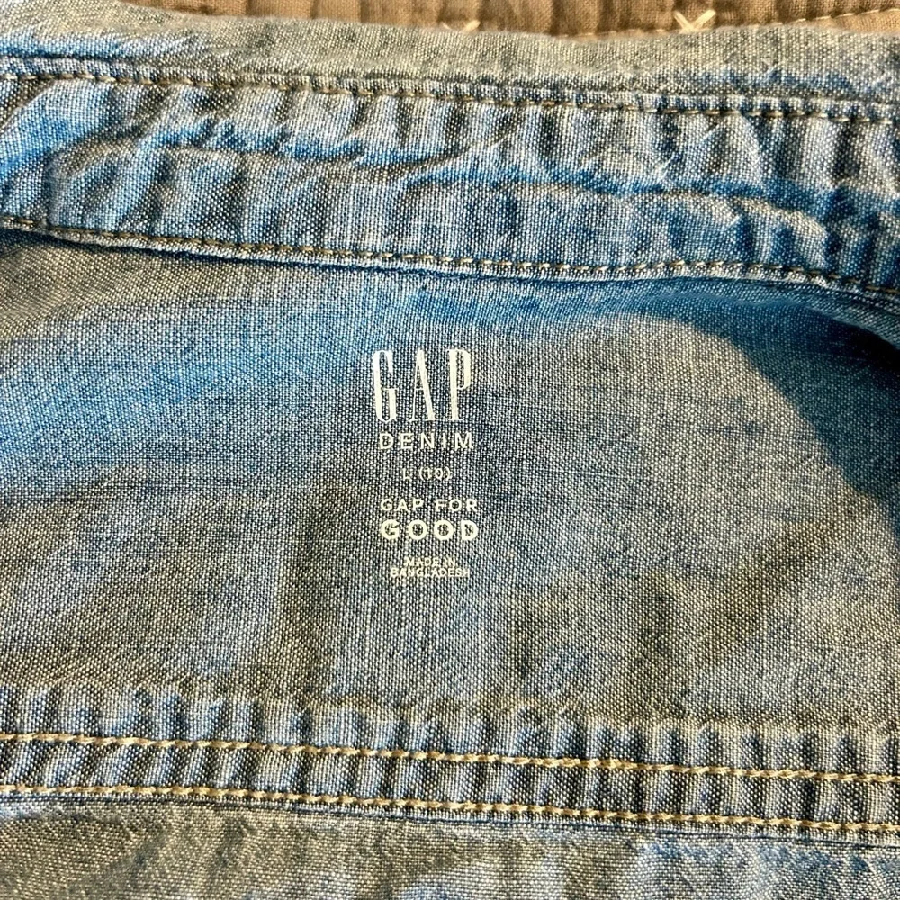 (Bundle 2 for $20) GAP Boys Classic Denim Shirt Size L